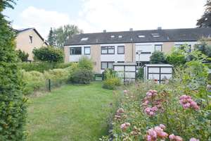 Größer als so manches Einzelhaus ... und schön modernisiert ist dieses Haus in ruhiger Lage – Die vollständige Adresse der Immobilie erhältst du vom Anbieter., 22399 Poppenbüttel, Hamburg – Vorschaubild 17