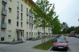 Von Privat – Provisionsfrei: Charmante 2-Zimmer-Erdgeschosswohnung mit Garten in Parkstadt Schwabing – Gunta-Stölzl-Str. 21, 80807 Alte Heide-Hirschau, München – Vorschaubild 2