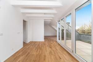 Erstbezug nach Sanierung - charmante 2 Zimmer Dachgeschoss Wohnung – Die vollständige Adresse der Immobilie erhältst du vom Anbieter., 81549 Obergiesing, München – Vorschaubild 4