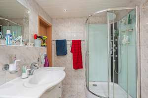 Bremen - Hemelingen | Wohnglück mit Urlaubsgefühl – klein, aber fein. Garten, Pool & Outdoorküche. – Die vollständige Adresse der Immobilie erhältst du vom Anbieter., 28309 Hemelingen (Ortsteil), Bremen – Vorschaubild 7