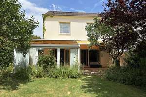 Familien aufgepasst! 
Reihenendhaus mit schönem Sonnengarten und Garage in Ruhig-Lage!