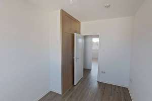Große 3-Zimmer-Wohnung mit BALKON und viel Lichteinfall – Lahrkampstraße 2, 33104 Schloß Neuhaus, Paderborn – Vorschaubild 7