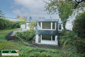 Wohnen auf einer Ebene: Winkelbungalow in solider Nachbarschaft von Vohwinkel – Die vollständige Adresse der Immobilie erhältst du vom Anbieter., 42329 Vohwinkel, Wuppertal – Vorschaubild 1