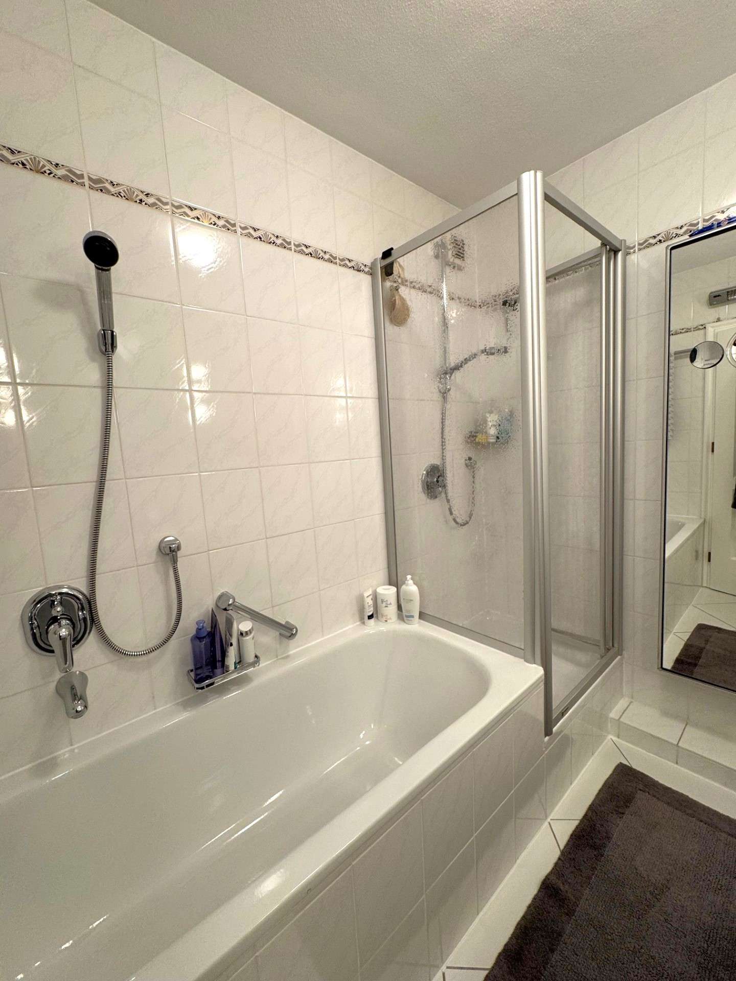 Immobilie in Ismaning - LEBEN IN ISAR NÄHE - Wunderschönes 5-Zimmer-Reihenhaus in Ismaning - Bild 4