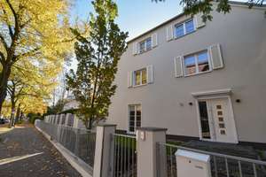 Stilvolle Doppelhaushälfte in begehrter Schmargendorfer Wohnlage mit idyllischem Garten – Forckenbeckstraße 52, 14199 Schmargendorf, Berlin – Vorschaubild 3