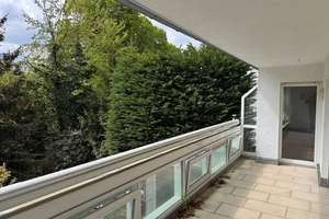 Großzügige und helle 5,5-Zimmer-Wohnung mit Wintergarten, EBK und Garten - wie EFH – Die vollständige Adresse der Immobilie erhältst du vom Anbieter., 70563 Heerstraße, Stuttgart – Vorschaubild 13