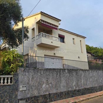 Haus zum Verkauf in Riells i Viabrea