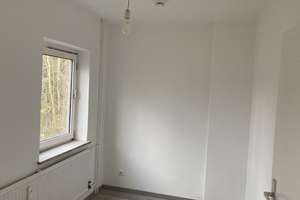 Zentral. Hell. Bezugsfertig – 2 Zimmer im Herzen der Stadt – Hirschgraben 17, 38226 Lebenstedt, Salzgitter – Vorschaubild 3