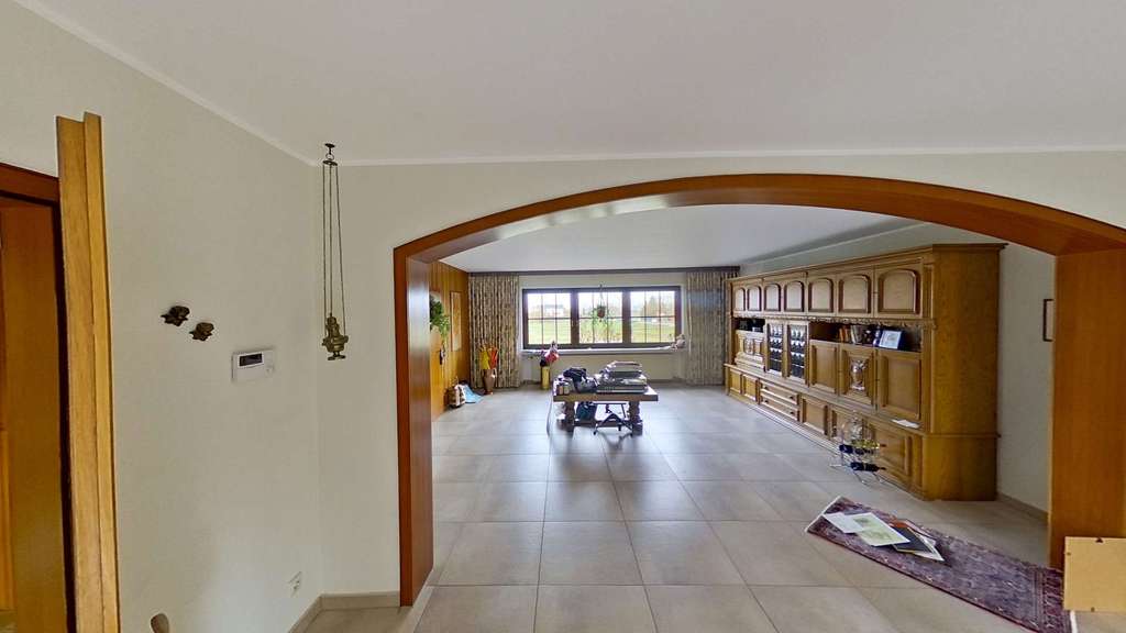 Immobilie in Nickenich - Gepflegtes Einfamilienhaus mit viel Platz für Ihr Familienleben - Bild 4