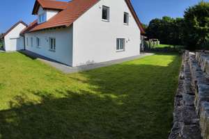 Freistehendes Einfamilienhaus mit Doppelgarage und Garten – Die vollständige Adresse der Immobilie erhältst du vom Anbieter., 89426 Wittislingen – Vorschaubild 3