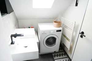 Möblierte 1,5-Zimmer-DG-Wohnung im Severinsviertel – Köln – Vorschaubild 5