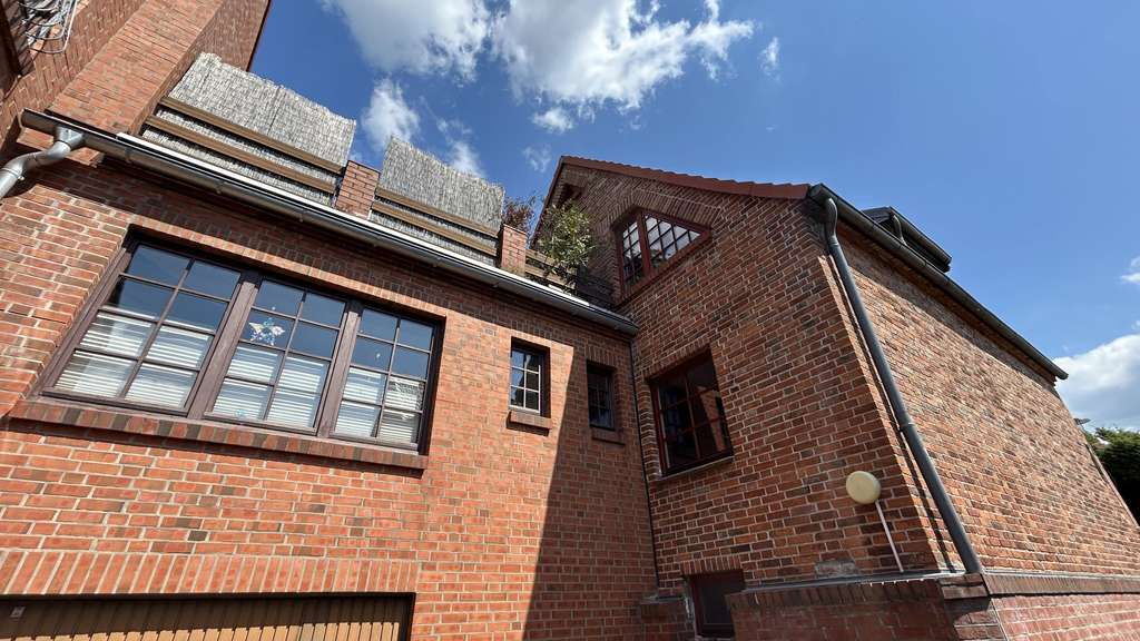 Immobilie in Güstrow - Doppelimmobilie - vielseitige Nutzung - Bild 4