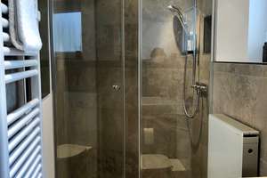 ***Zentrale, möblierte 1,5-Zi-Wohnung mit EBK und Klima*** – Bahnhofstraße 33, 74072 Heilbronn, Heilbronn – Vorschaubild 2