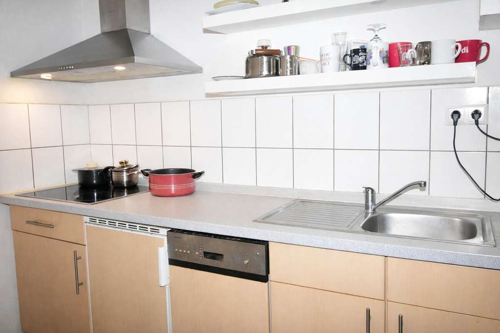 Immobilie in Friedrichshafen - Kapitalanlage - WG in Bestlage in der Innenstadt 1 OG 287m² - Bild 3