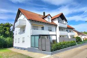 +++Neu-Ulm/Reutti
großzügige 3-Zi.-ETW,
94,89 m² Wfl.,
EBK, Balkon, 
wunderschöne Lage+++