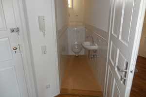 Geräumige 3-Zimmer Altbau Wohnung in Maxvorstadt – Adalbertstraße 53, 80799 München – Vorschaubild 6