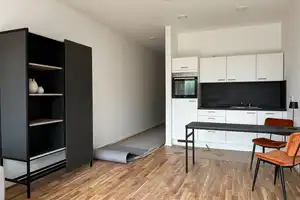 Property thumbnail 6