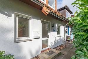 Hübsches Endreihenhaus mit Garage in familienfreundlicher Lage – Die vollständige Adresse der Immobilie erhältst du vom Anbieter., 23570 Travemünde, Lübeck – Vorschaubild 4