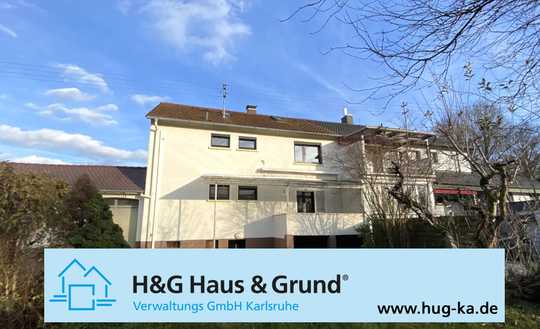 FREI! Zweifamilienhaus mit großem Garten, Balkon und Garage in beliebter Lage von Durlach 