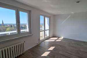 Großzügige 3-Raum-Wohnung – Aug.-Bebel-Platz 4 Haus 2, 6842 Innerstädtischer Bereich Mitte, Dessau-Roßlau – Vorschaubild 3
