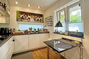 Perfektion in seiner reinsten Form – Die vollständige Adresse der Immobilie erhältst du vom Anbieter., 22393 Sasel, Hamburg – Vorschaubild 12