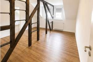 Reizvolle Dachgeschoß-Wohnung im Altbau! - WI-City - provisionsfrei - – Die vollständige Adresse der Immobilie erhältst du vom Anbieter., 65183 Westend / Bleichstraße, Wiesbaden – Vorschaubild 8