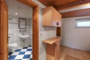 Reihenmittelhaus mit Garten, Sauna und Außenstellplatz in Weilimdorf – Die vollständige Adresse der Immobilie erhältst du vom Anbieter., 70499 Weilimdorf (Ortsteil), Stuttgart – Vorschaubild 12