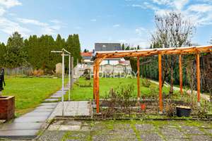Teilsaniertes Einfamilienhaus mit großem Grundstück, Terrasse, Nebengebäude und Garage | Surheide – Die vollständige Adresse der Immobilie erhältst du vom Anbieter., 27574 Surheide, Bremerhaven – Vorschaubild 19