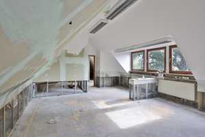 Zweifamilienhaus in toller Lage mit viel Potenzial in Nürnberg - Fischbach  – Nürnberg – Vorschaubild 11
