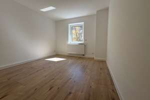Erstbezug nach energetischer Sanierung: Helle moderne 4-Zimmer-Wohnung mit Balkon in Top-Lage – Schweppermannstraße 79, 90408 Uhlandstraße, Nürnberg – Vorschaubild 13