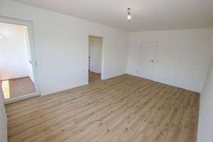 Erstbezug nach Kernsanierung – 2-Zimmer-Wohnung mit Balkon, Einbauküche & Stellplatz in Denzlingen – Emmendinger Straße 1, 79211 Denzlingen – Vorschaubild 2