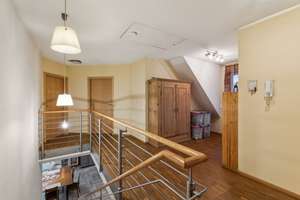 Exklusives Zweifamilienhaus in bevorzugter Lage von Neustadt an der Aisch – Die vollständige Adresse der Immobilie erhältst du vom Anbieter., 91413 Neustadt an der Aisch – Vorschaubild 2