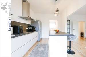 Löhne-Mennighüffen: Großzügige und sanierte DHH mit kleinem Garten, sonniger Dachterrasse und EBK – Die vollständige Adresse der Immobilie erhältst du vom Anbieter., 32584 Löhne – Vorschaubild 15