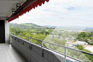 Aussicht plus Rendite: vermietete 4-Zimmer-Wohnung im 14. Stock!
