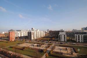 Lichtdurchflutete, moderne 2-Zimmer-Wohnung mit Weitblick in Top-Lage Friedrichshains – Die vollständige Adresse der Immobilie erhältst du vom Anbieter., 10249 Friedrichshain, Berlin – Vorschaubild 2