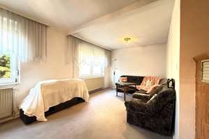 Familienidyll in ruhiger 
Top-Lage von Friedersdorf 
6 Zimmer und 2 Bäder 
auf ca. 131 m² Wohnflä – Sandbergweg 10, 6774 Friedersdorf – Vorschaubild 17