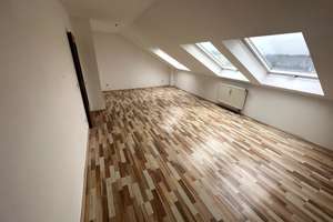Moderne, helle Dachgeschosswohnung in ruhiger Seitenstraße von Duisburg-Röttgersbach – Bilsestr. 23, 47169 Röttgersbach, Duisburg – Vorschaubild 32