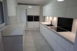 hochwertiges 4-Zimmer-Einfamilienhaus von 2021 in familienfreundlicher Wohnlage – Königsberger Str. 3, 21683 Stade – Vorschaubild 3