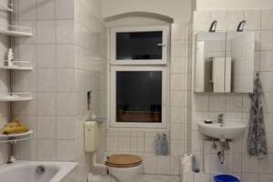 Große 3 Zimmer Altbau Wohnung im ruhigen Hinterhauszu vermieten. – Togostraße 75, 13351 Wedding, Berlin – Vorschaubild 3
