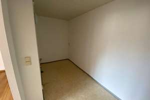 Schöne 2-Raum Wohnung in der Mitte von Suhl! – Friedrich-König-Straße 11, 98527 Suhl-Mitte, Suhl – Vorschaubild 4