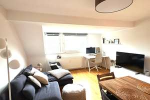 Stilvolle 3-Zimmer-Wohnung | 3-Parteien-Haus | ruhige Sackgasse | Südwest-Dachterrasse – Die vollständige Adresse der Immobilie erhältst du vom Anbieter., 40549 Oberkassel, Düsseldorf – Vorschaubild 2