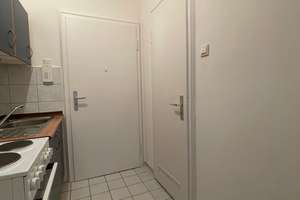 Hochwertig renoviertes 1 Zimmer Appartement mit EBK in Berg am Laim – Berg-am-Laim-Str. 79, 81673 Echarding, München – Vorschaubild 2