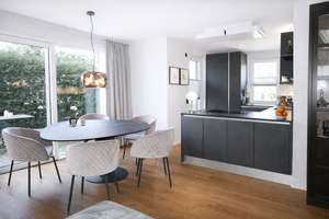 BUCHBERGER Immobilien „Provisionsfrei“ 4 Zimmer-Maisonette-Wohnung mit 2 Bäder, Terrasse und Garten – Die vollständige Adresse der Immobilie erhältst du vom Anbieter., 81827 Waldtrudering, München – Vorschaubild 4