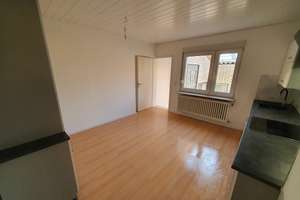 Doppelhaushälfte mit großem Garten, Stellfläche und EBK – Hauptstraße 100, 63486 Bruchköbel – Vorschaubild 3