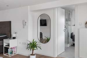 Stilvolle Maisonettewohnung mit Galerie, Panoramafenster und privatem Aufzug – Die vollständige Adresse der Immobilie erhältst du vom Anbieter., 85049 Mitte, Ingolstadt – Vorschaubild 23