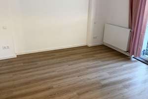 Ruhige Altbauwohnung mit eigenem Grün – Paulusstr. 22/1, 70197 Vogelsang, Stuttgart – Vorschaubild 8