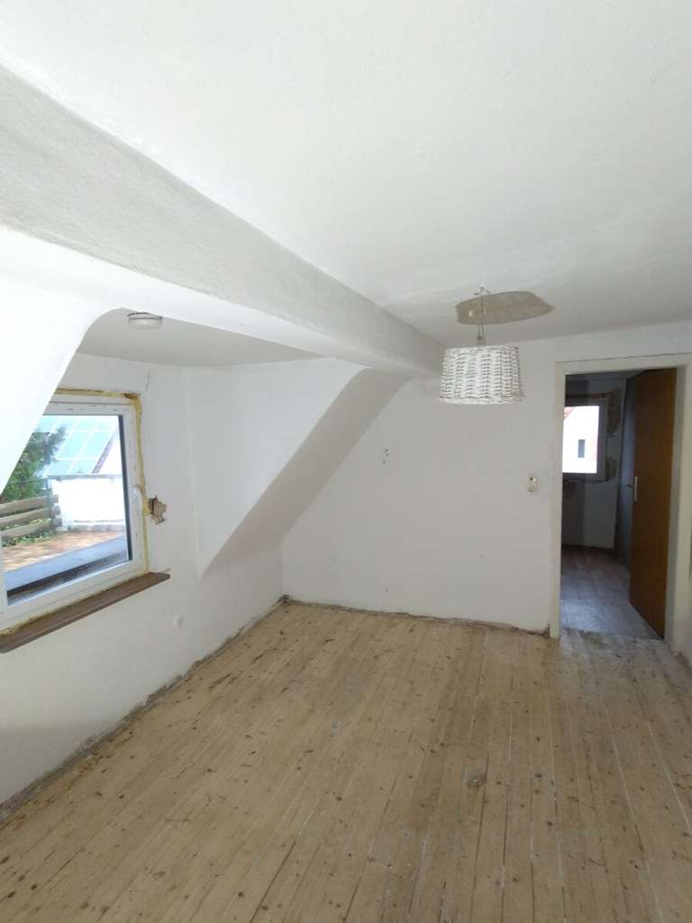 Immobilie in Pfedelbach - Handwerker aufgepasst - Hier können Sie ihre Ideen verwirklichen. - Bild 3