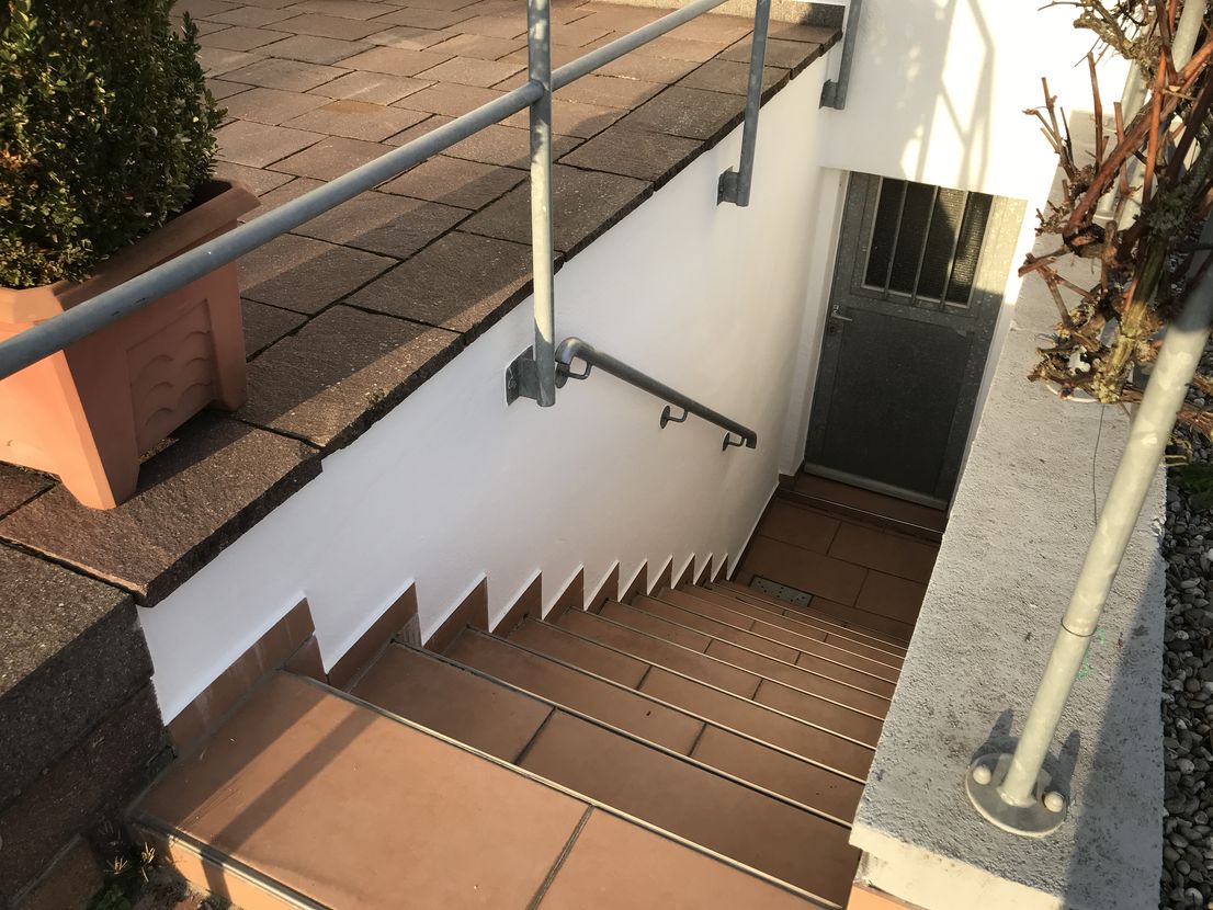 Ein Haus für die große Familie...V-E-R-K-A-U-F-T.. image