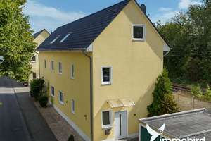 **Investieren oder selbst einziehen** Moderne Doppelhaushälften mit 7 Zimmern und Garage