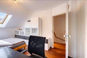 Möbliert: Einfamilienhaus mit Naturpool und Sauna – 81243 Aubing-Süd, München – Vorschaubild 6